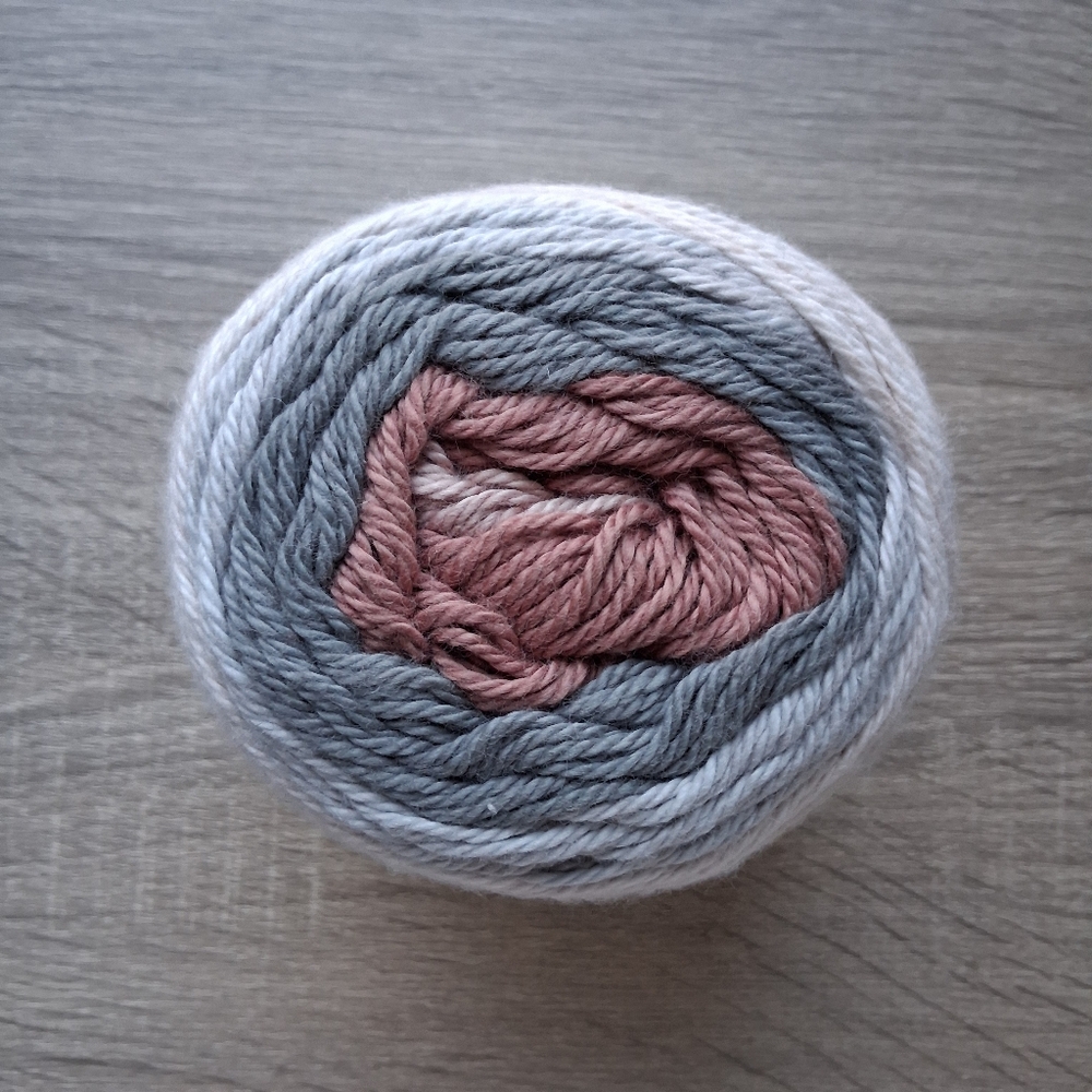 🌷 Yarn Bee Sugarwheel Cotton Yarn - Picture 6 of 7